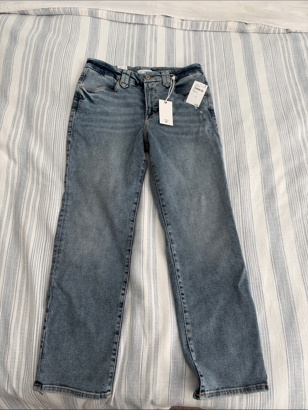 NWT Good American Medium Wash Straight Leg Jeans